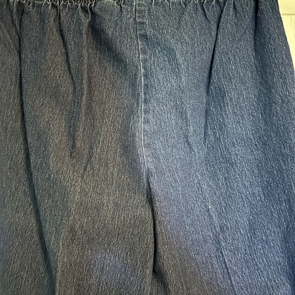 Just My Size Dark Blue Capris - Picture 3 of 8
